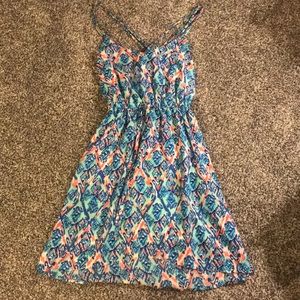 Patterned cross-back strap dress